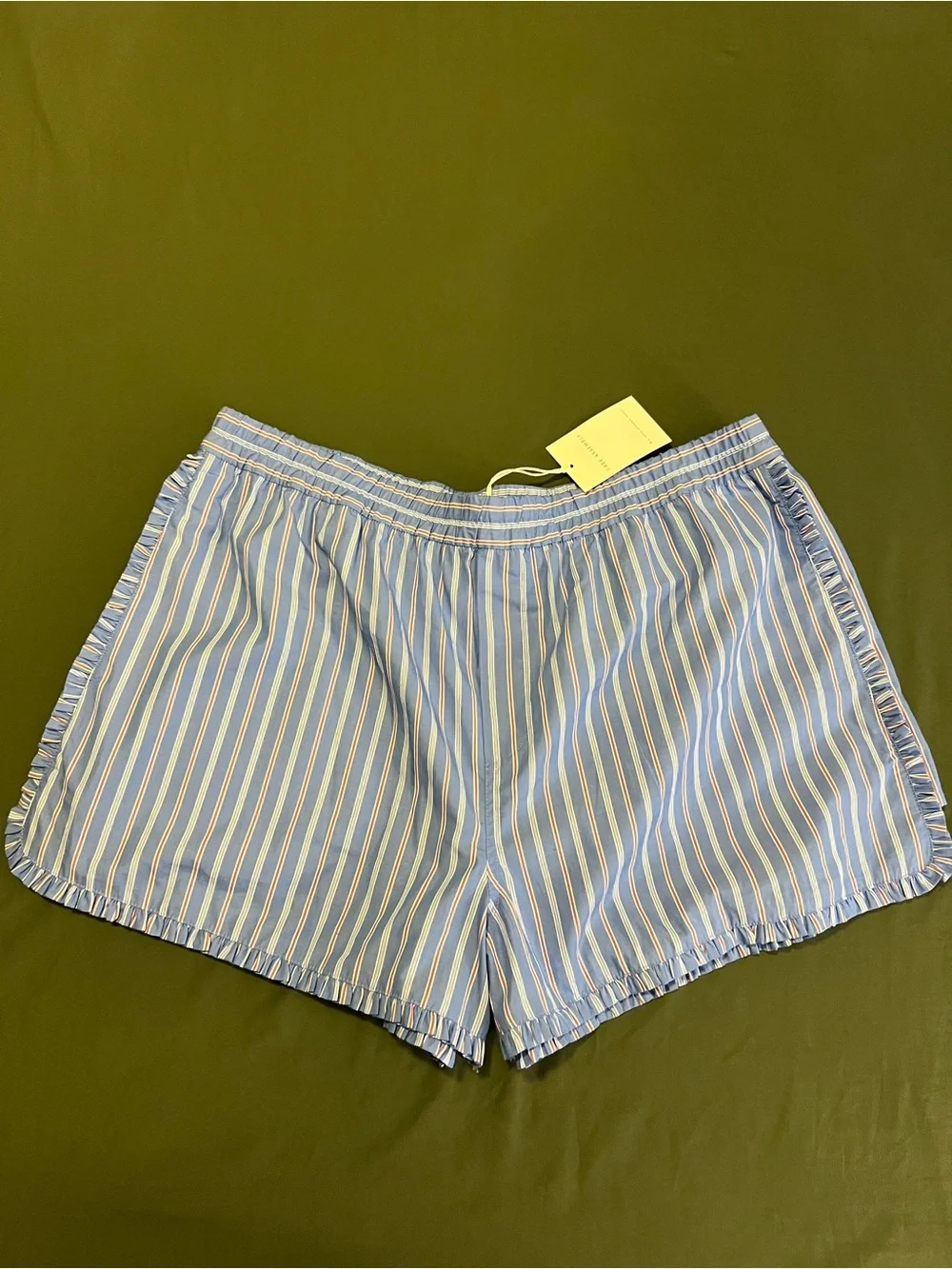 Light Blue Striped Women’s Elastic Waist Shorts with Ruffle Trim Size XL